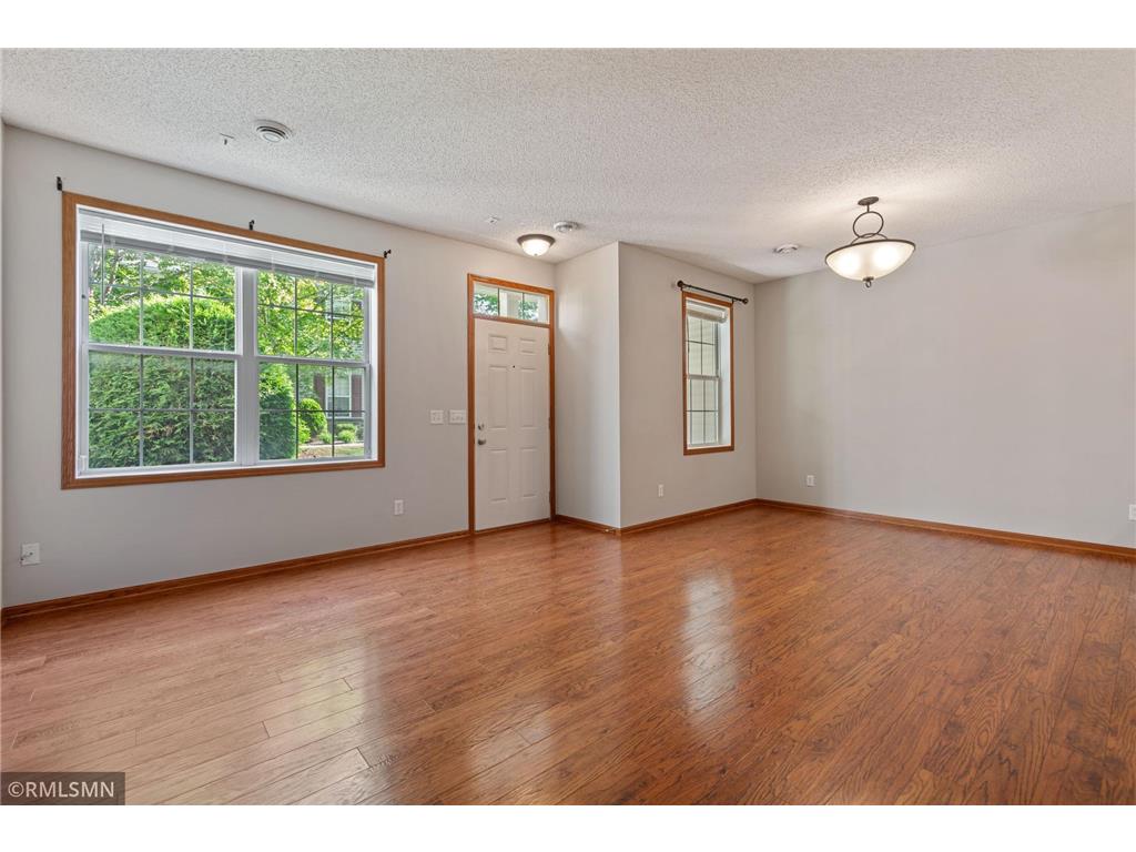 3473 Cherry Lane #B Woodbury MN 55129 7082794 image8