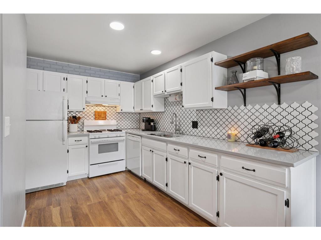 3473 Greenwood Court S Eagan MN 55122 6769736 image1