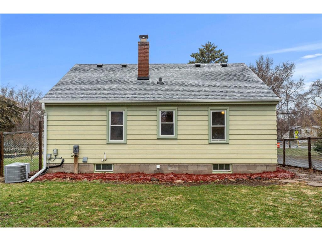 3474 White Bear Avenue N White Bear Lake MN 55110 7047995 image34