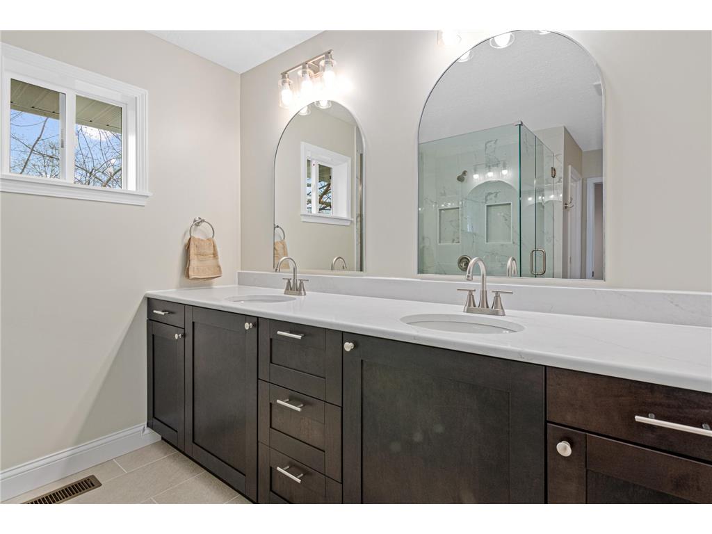 3477 Lyric Avenue Wayzata MN 55391 - Lake Minnetonka 7090273 image22