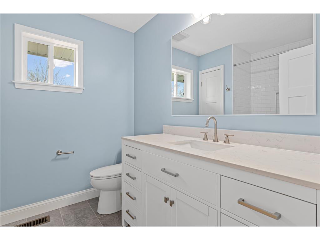 3477 Lyric Avenue Wayzata MN 55391 - Lake Minnetonka 7090273 image27