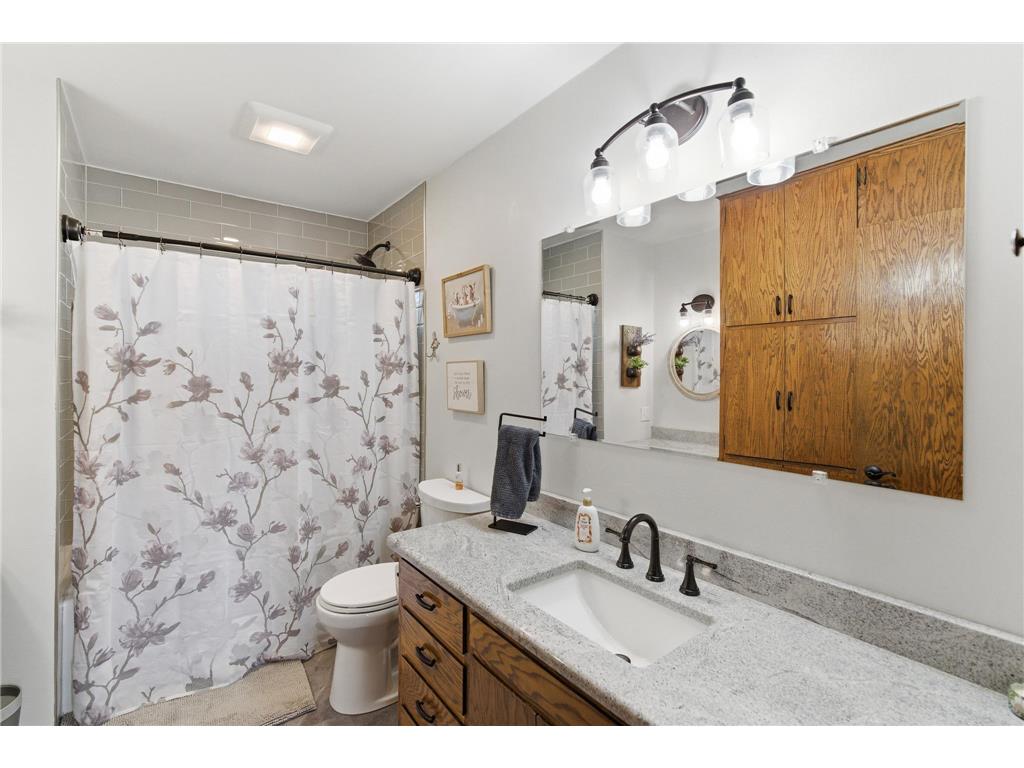 34782 Knollcrest Waseca MN 56093 7022652 image10