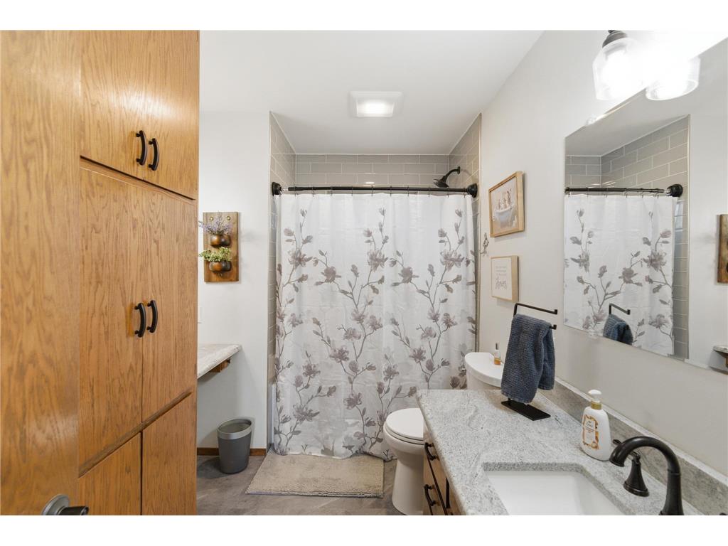 34782 Knollcrest Waseca MN 56093 7022652 image11