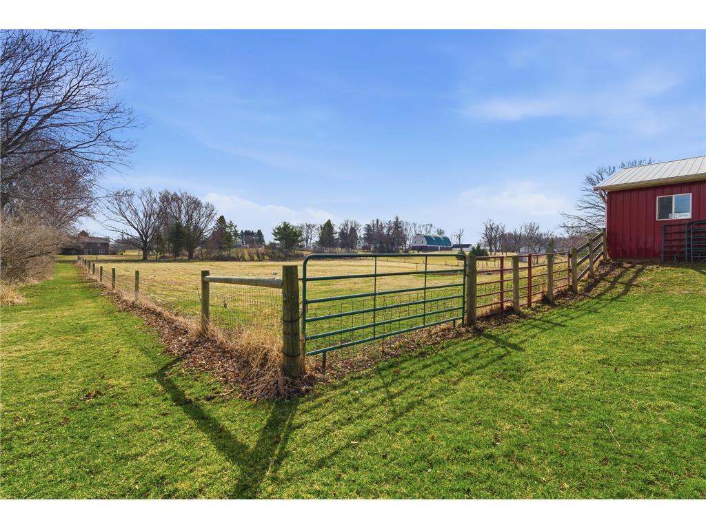 34782 Knollcrest Waseca MN 56093 7022652 image32