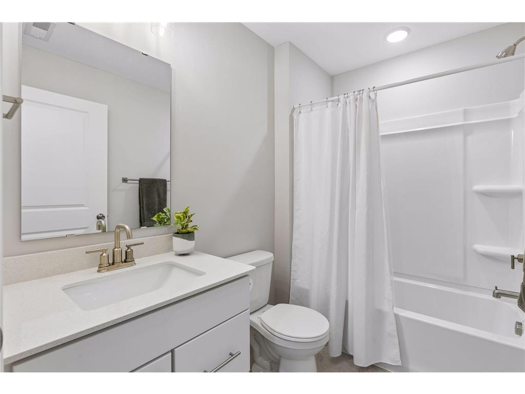 348 Bluejay Avenue Chaska MN 55318 7054211 image26