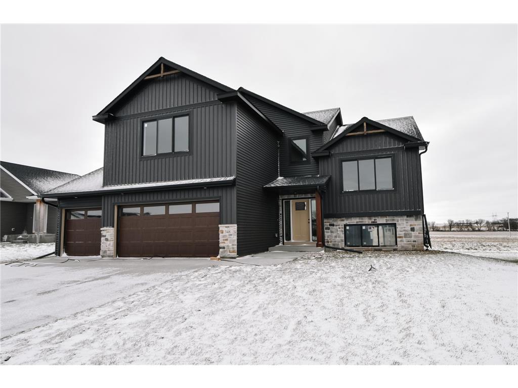 348 Highlands Avenue Zumbrota MN 55992 6770716 image1