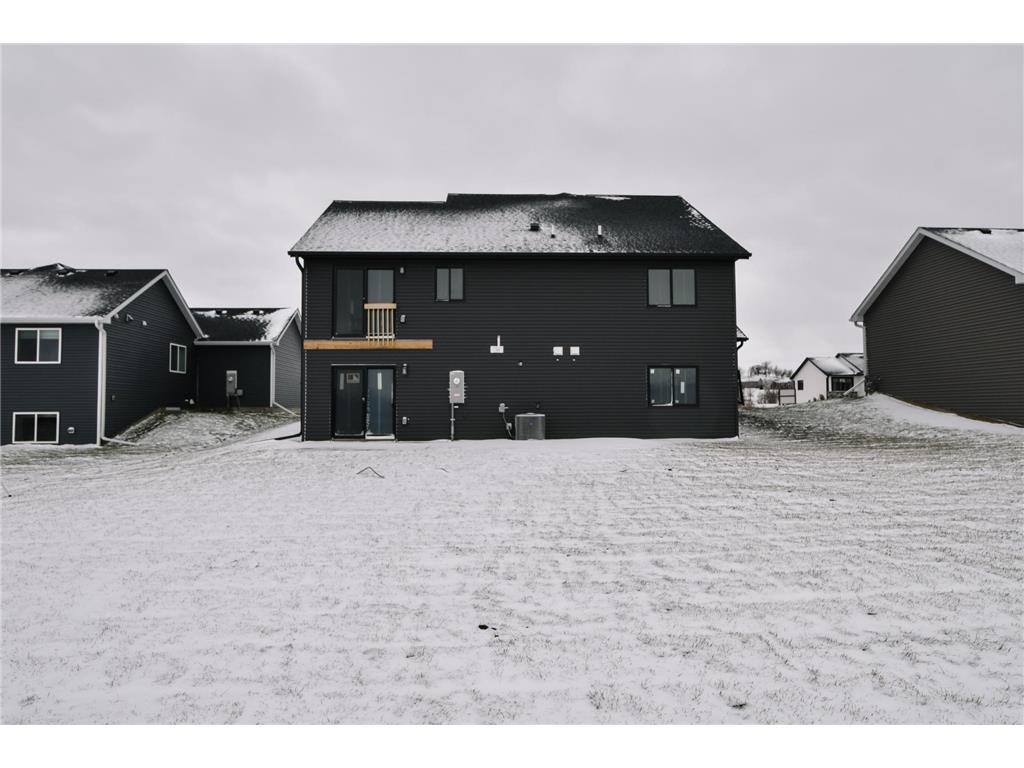 348 Highlands Avenue Zumbrota MN 55992 6770716 image35