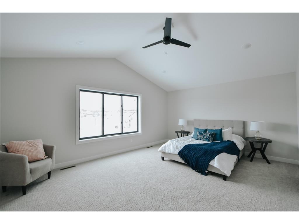 348 Highlands Avenue Zumbrota MN 55992 7089147 image13