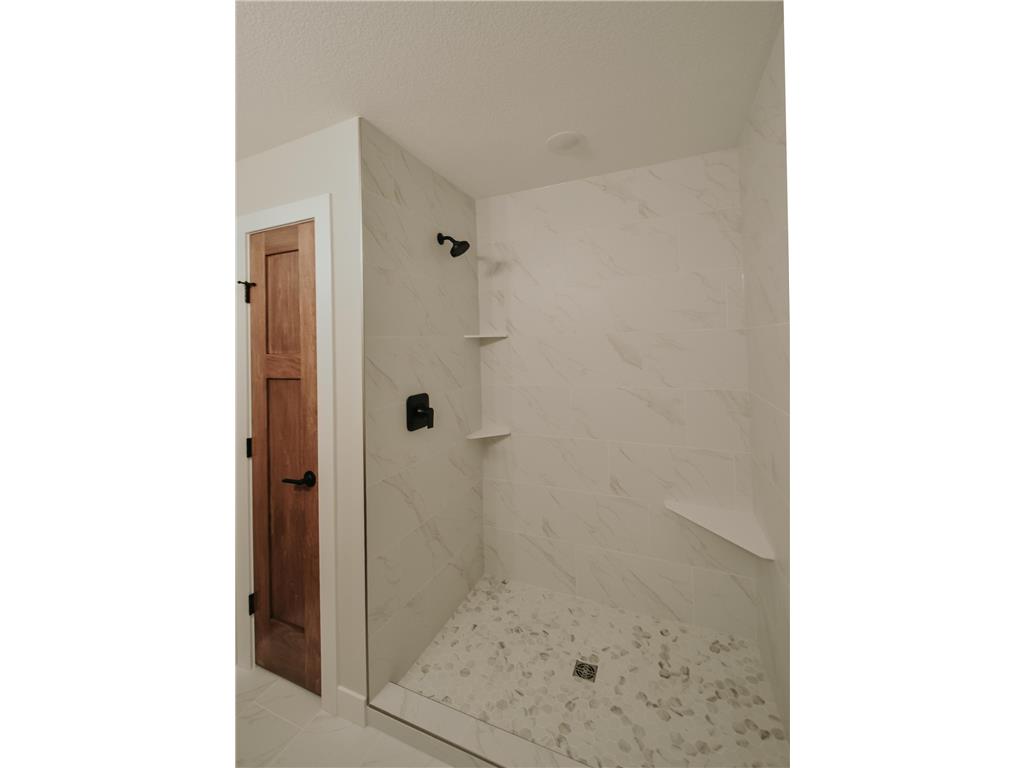 348 Highlands Avenue Zumbrota MN 55992 7089147 image17