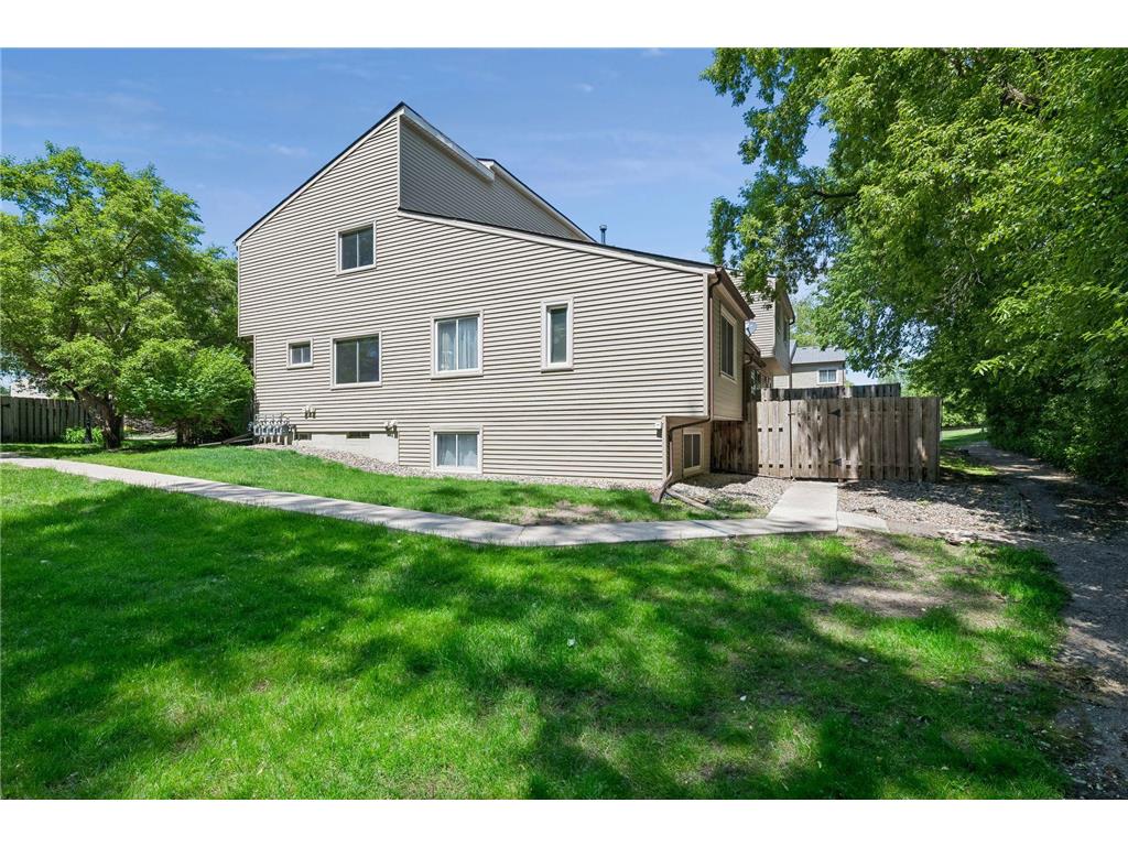 3480 Greenwood Court S Eagan MN 55122 7084752 image28