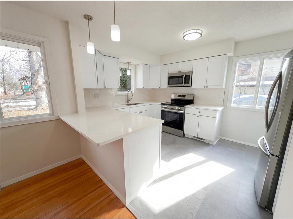 3480 Milton Street N Shoreview MN 55126 7023663 image10