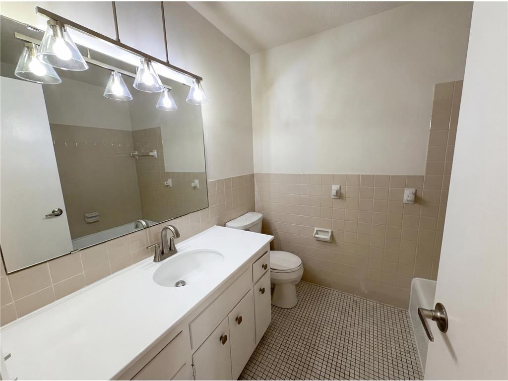 3480 Milton Street N Shoreview MN 55126 7023663 image16