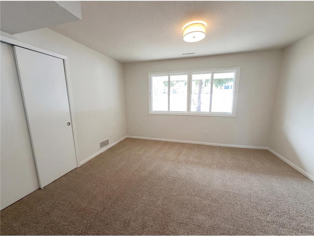 3480 Milton Street N Shoreview MN 55126 7023663 image20