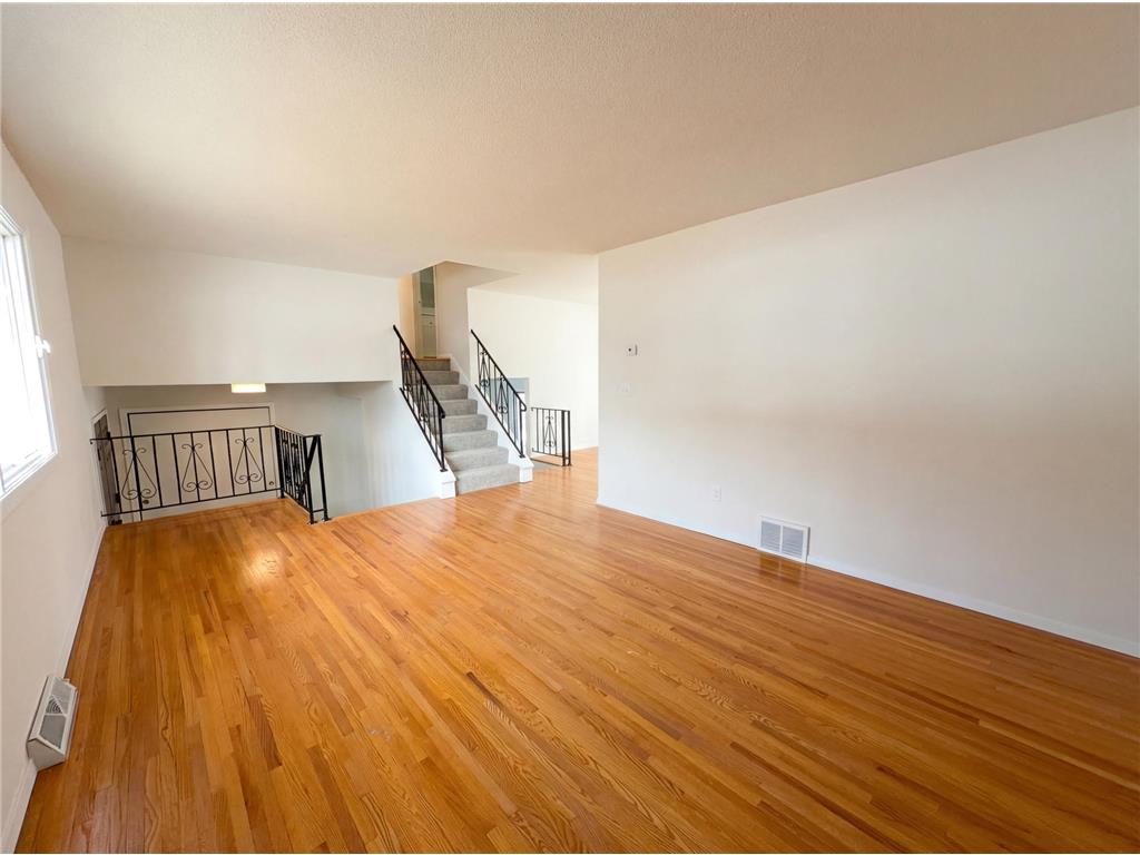 3480 Milton Street N Shoreview MN 55126 7023663 image3