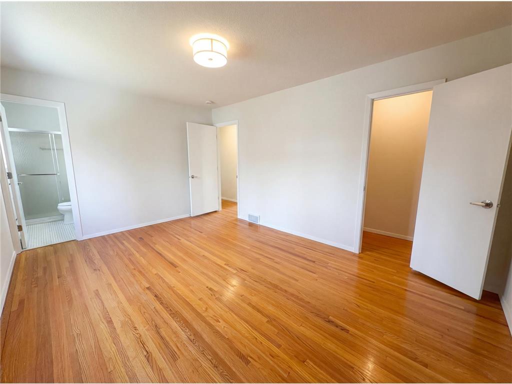 3480 Milton Street N Shoreview MN 55126 7023663 image4