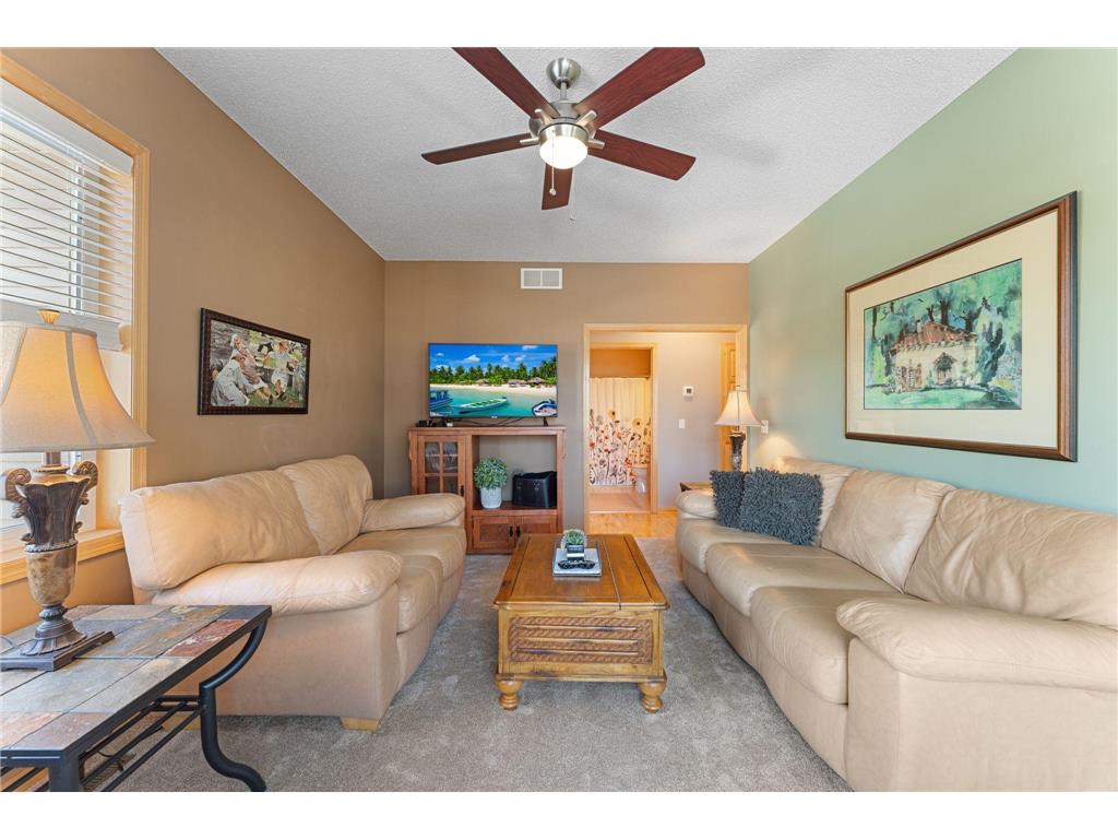 3485 Bay Knolls Drive NW Prior Lake MN 55372 - Upper Prior 7041195 image14