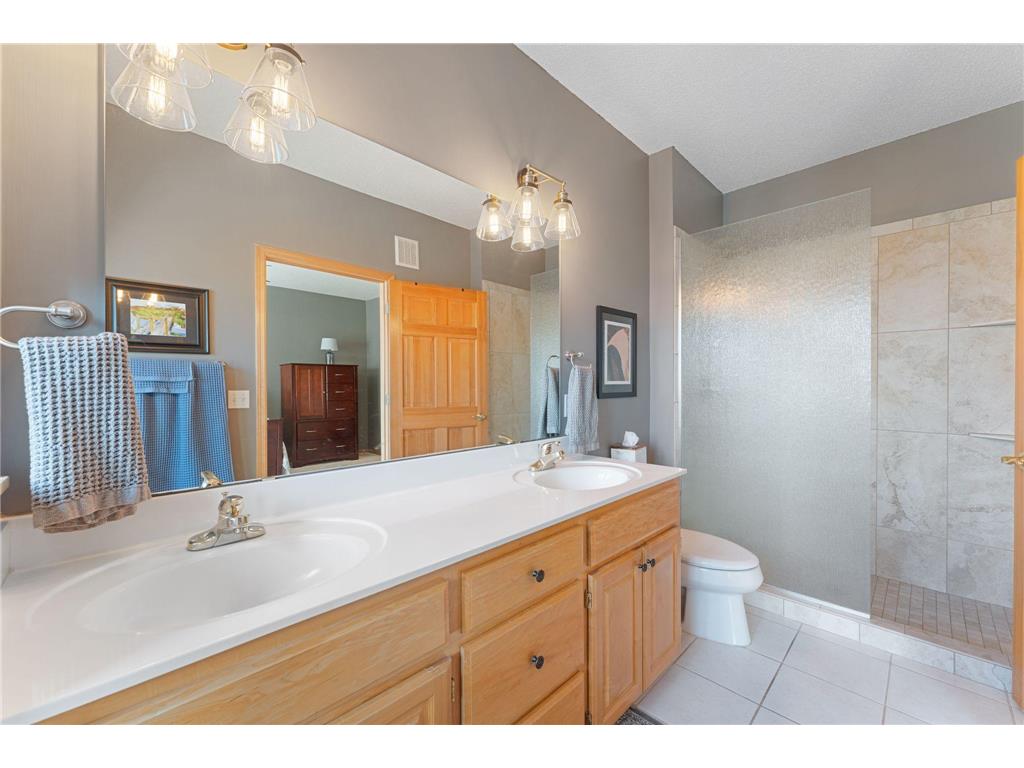3485 Bay Knolls Drive NW Prior Lake MN 55372 - Upper Prior 7041195 image21
