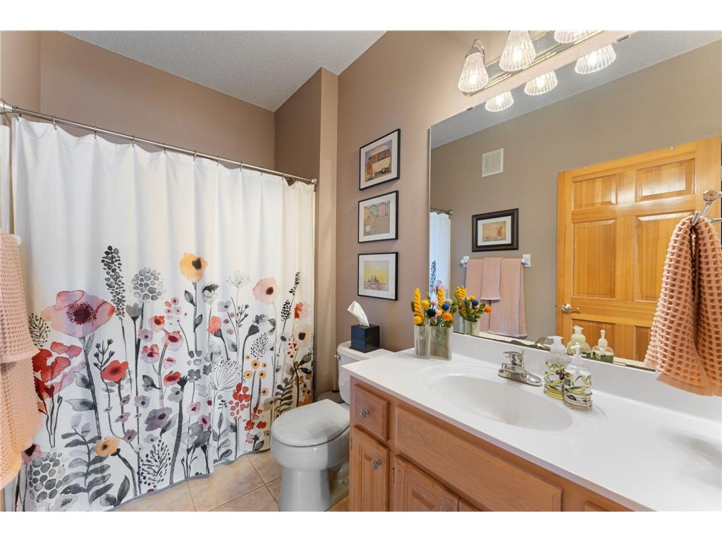 3485 Bay Knolls Drive NW Prior Lake MN 55372 - Upper Prior 7041195 image24