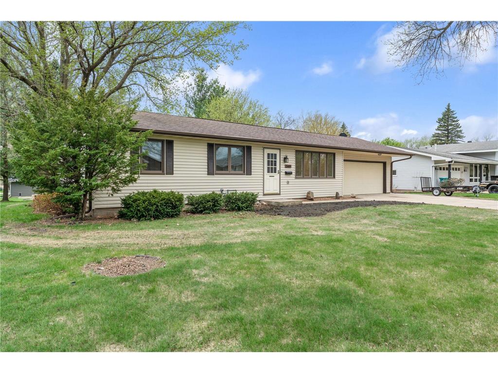 349 13th Street SW Owatonna MN 55060 7064334 image2