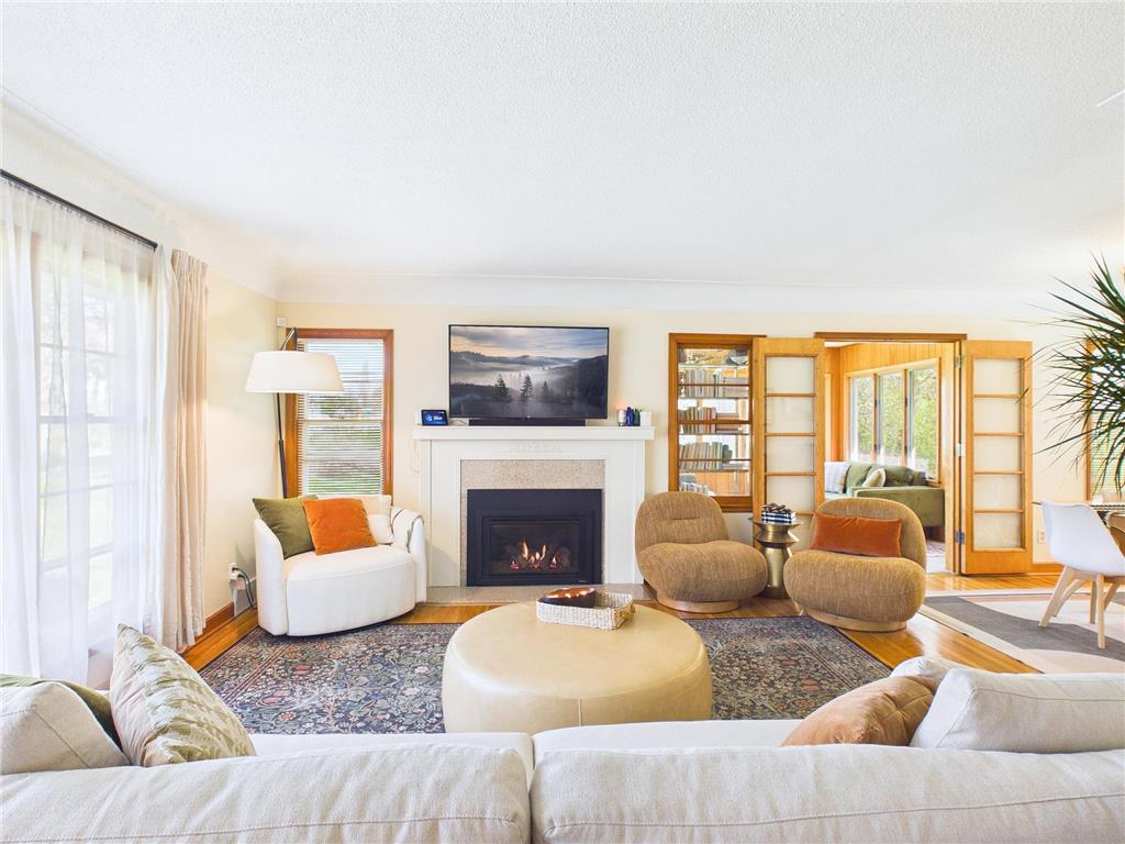 349 21st Avenue N Hopkins MN 55343 7045567 image11