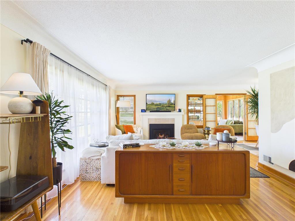 349 21st Avenue N Hopkins MN 55343 7045567 image13