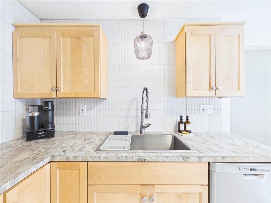 349 21st Avenue N Hopkins MN 55343 7045567 image19