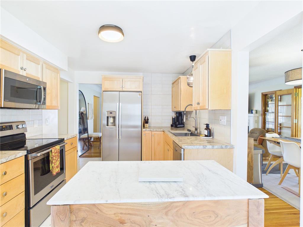349 21st Avenue N Hopkins MN 55343 7045567 image20