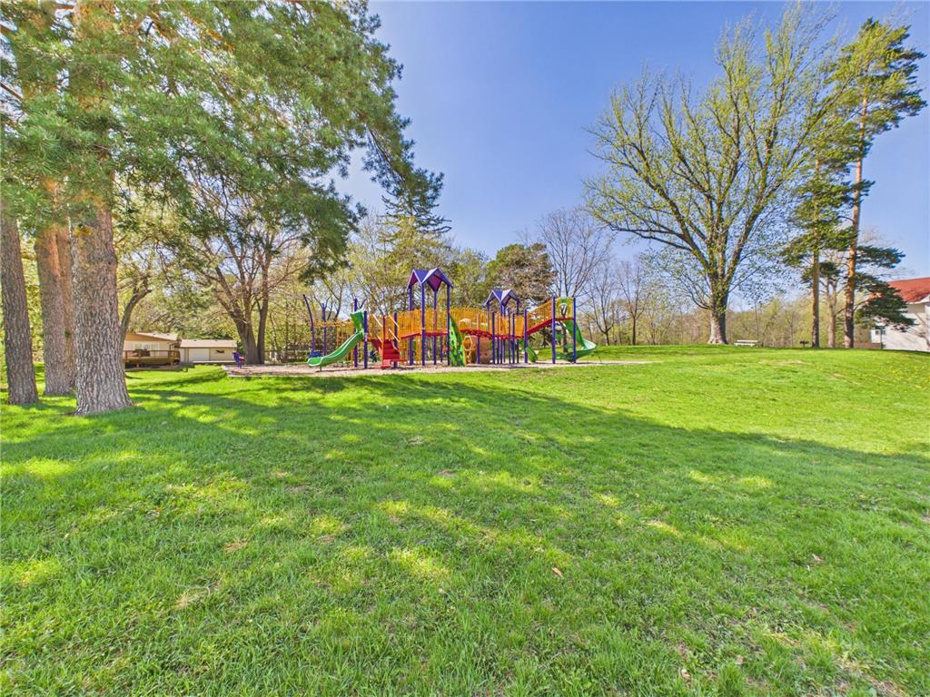 349 21st Avenue N Hopkins MN 55343 7045567 image31