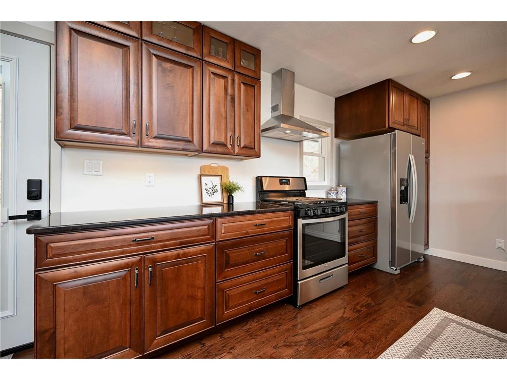 349 E Lake Boulevard Winona MN 55987 7053658 image10