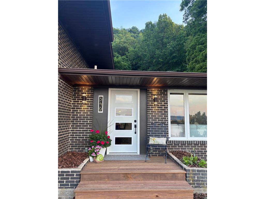 349 E Lake Boulevard Winona MN 55987 7053658 image4