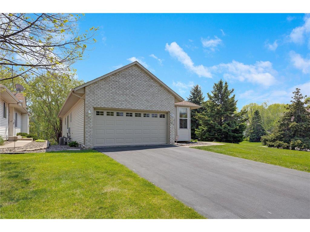 349 Woodduck Circle, Woodbury, MN, 55125 | MLS: 6572656 | Edina Realty