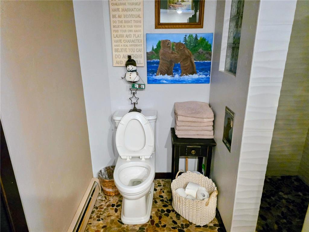 3495 Main Street Ranier MN 56649 - Rainy 7002706 image34