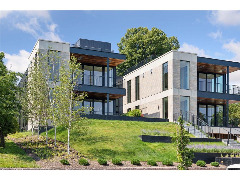 35 Groveland Terrace #201 Minneapolis MN 55403 6335291 image1