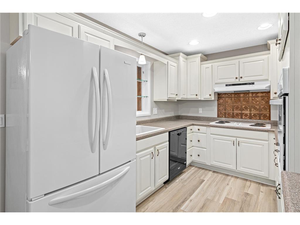 35 Knollwood Street W Annandale MN 55302 7005887 image10