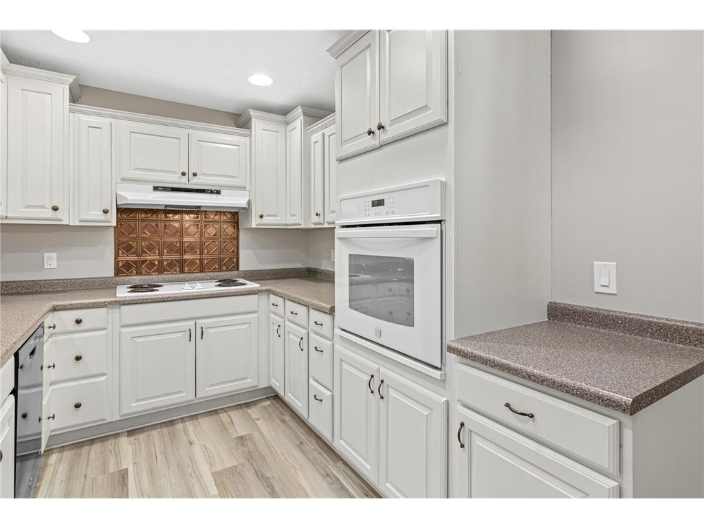 35 Knollwood Street W Annandale MN 55302 7005887 image11