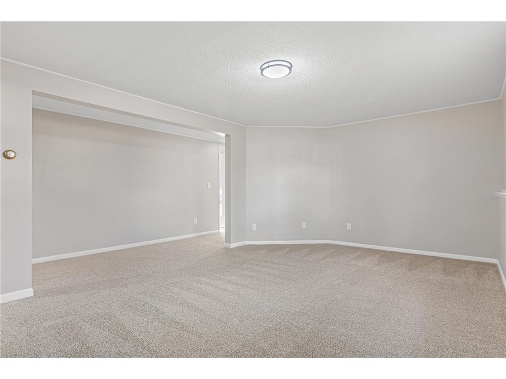 35 Knollwood Street W Annandale MN 55302 7005887 image18