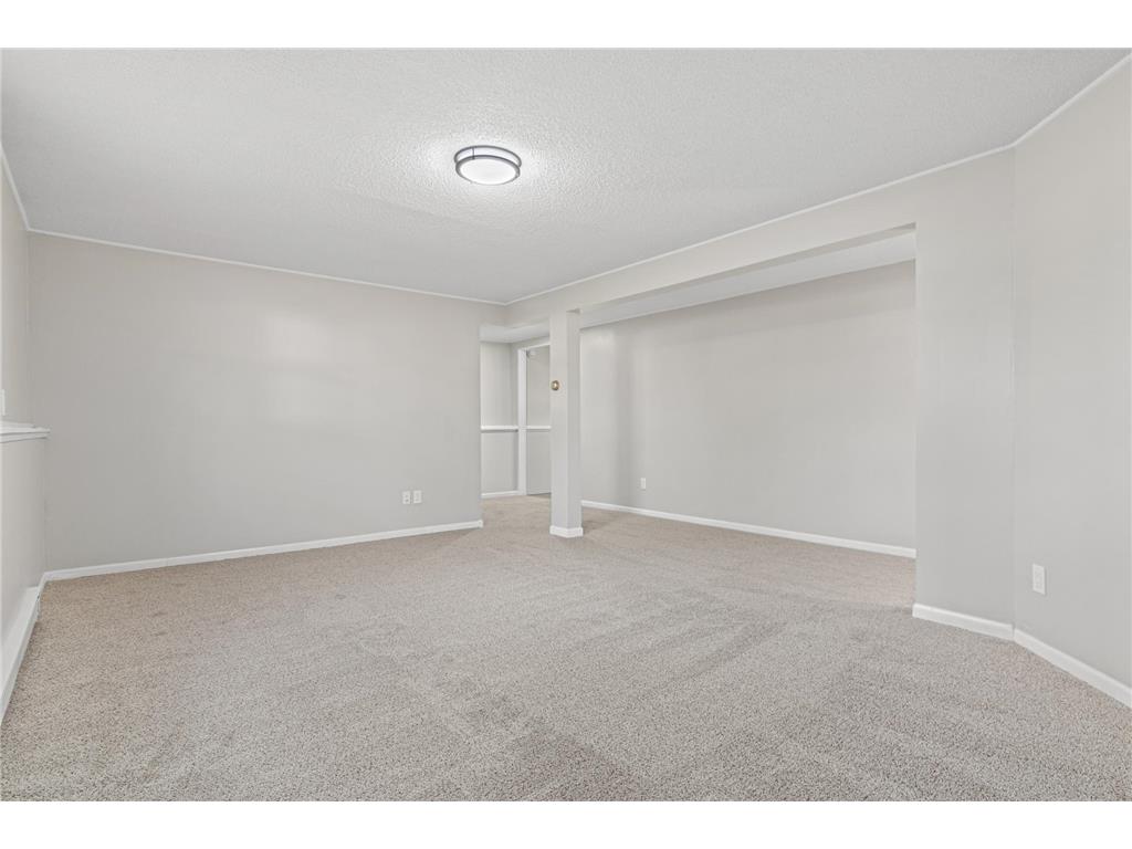 35 Knollwood Street W Annandale MN 55302 7005887 image19