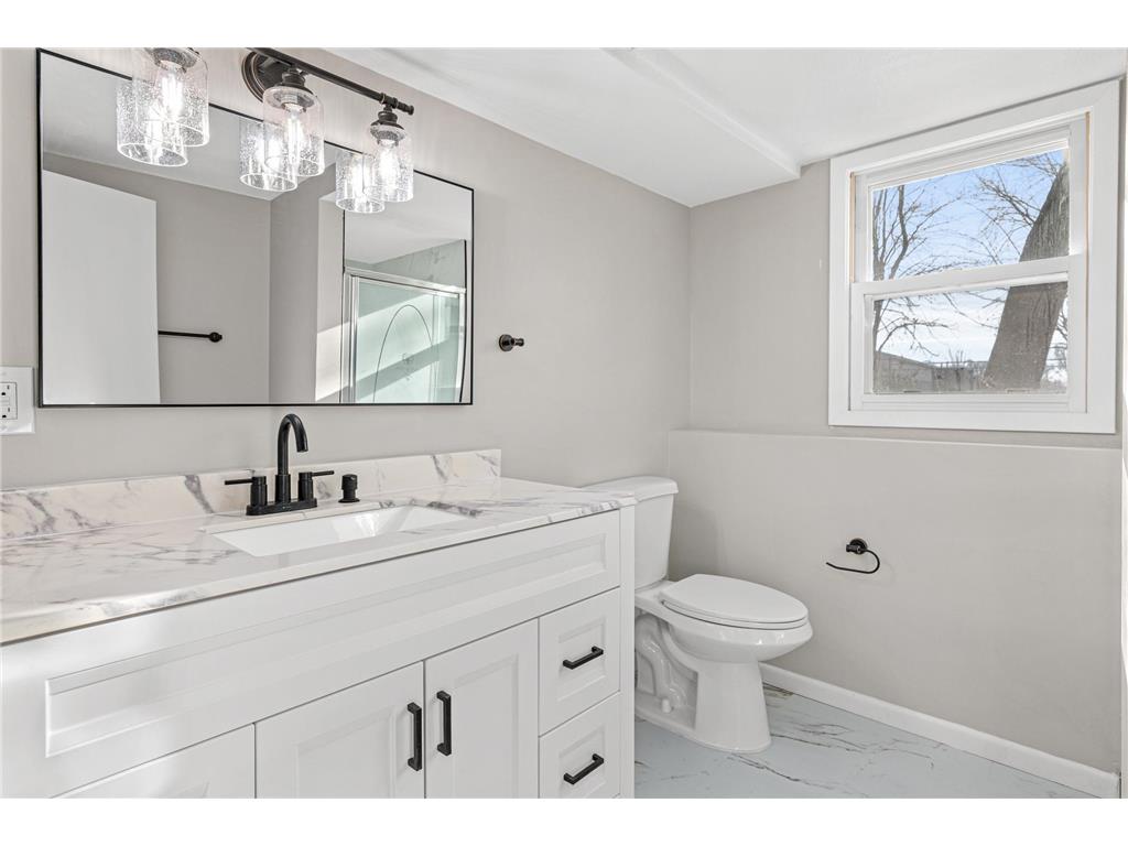 35 Knollwood Street W Annandale MN 55302 7005887 image24