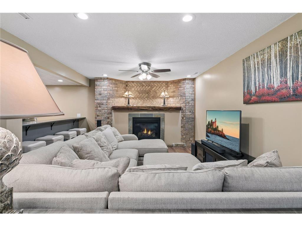 35 Marcin Hill Burnsville MN 55337 7086988 image40