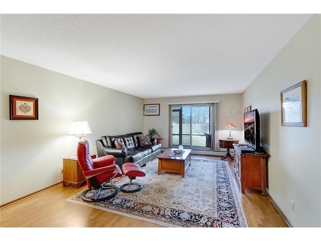 35 Nathan Lane N #107 Plymouth MN 55441 6512059 image1