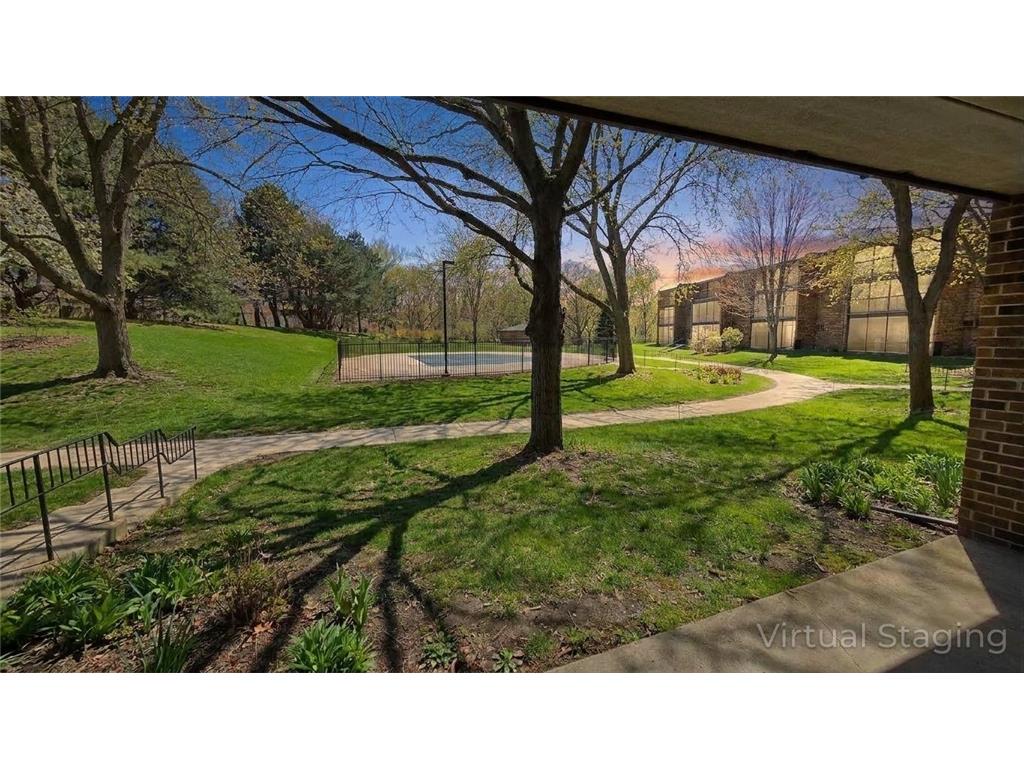 35 Nathan Lane N #114 Plymouth MN 55441 6826013 image1