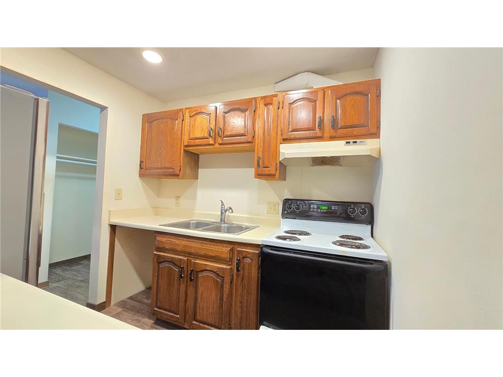 35 Nathan Lane N #114 Plymouth MN 55441 6826013 image12