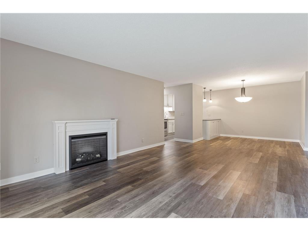 35 Nathan Lane N #210 Plymouth MN 55441 6787711 image18