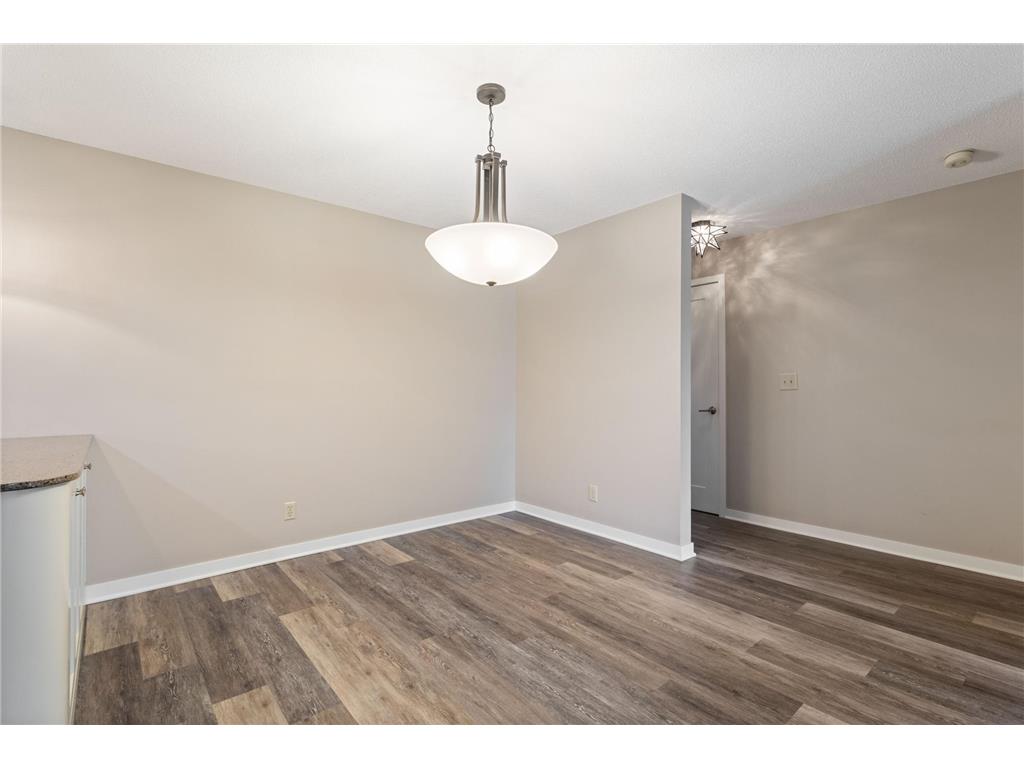 35 Nathan Lane N #210 Plymouth MN 55441 6787711 image22