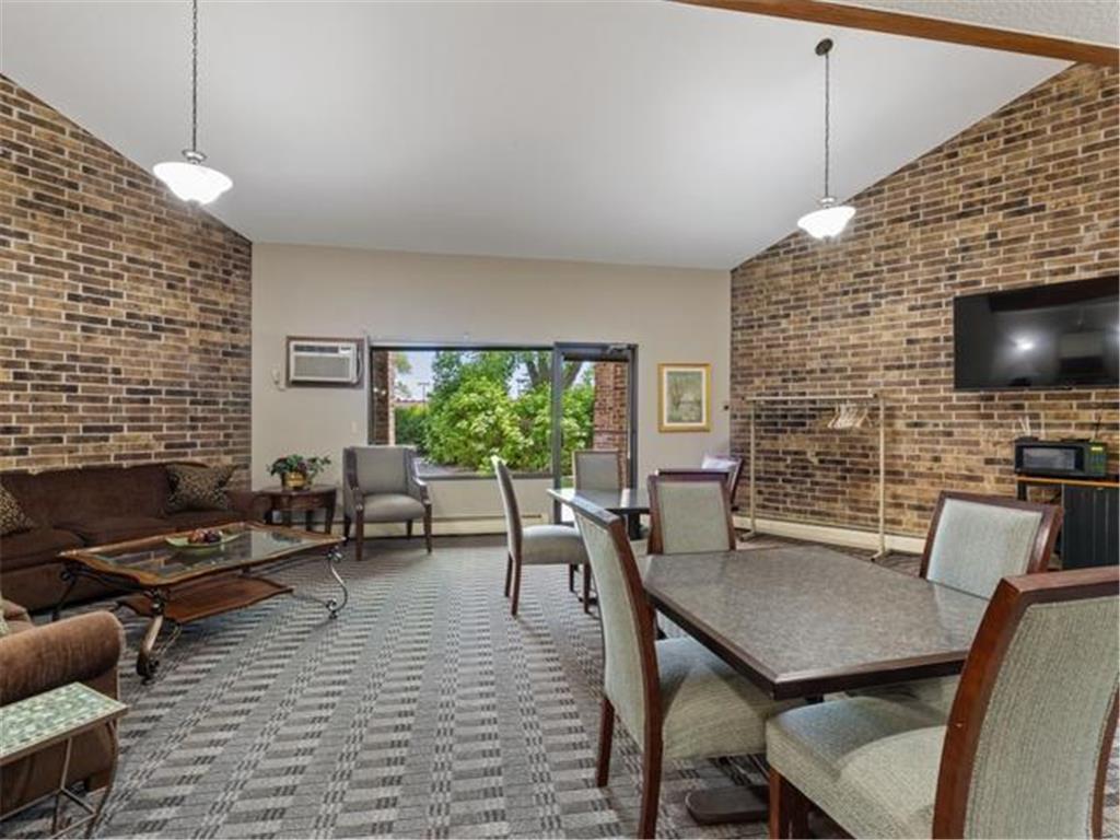 35 Nathan Lane N #210 Plymouth MN 55441 6787711 image25