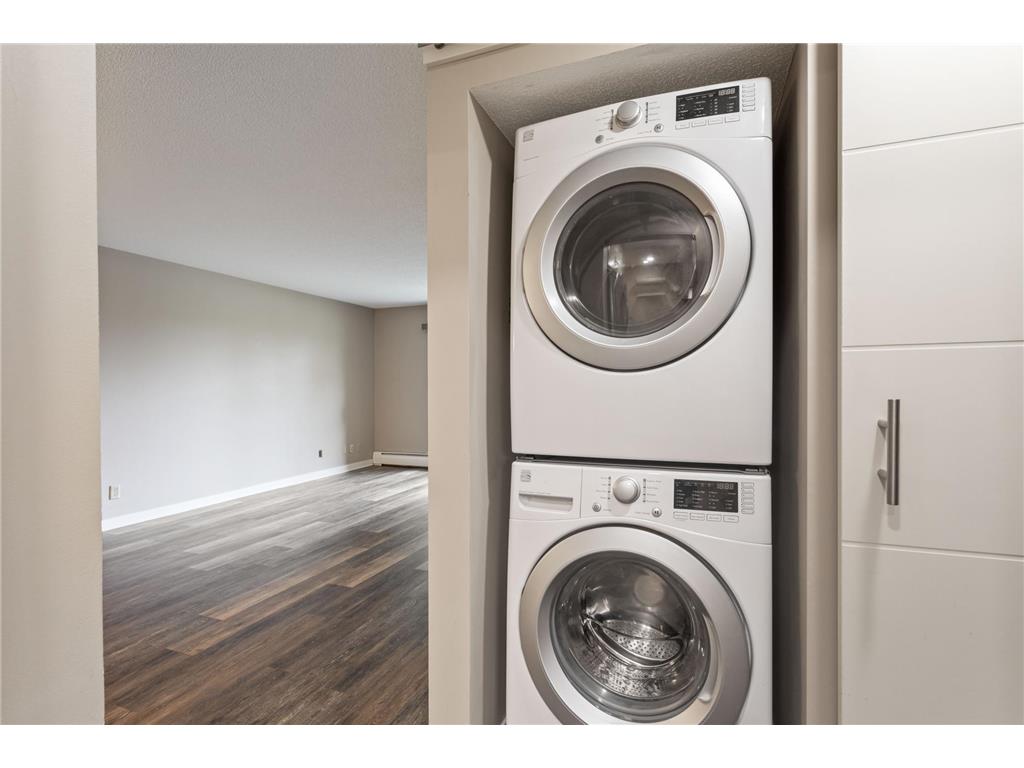 35 Nathan Lane N #210 Plymouth MN 55441 6787711 image8