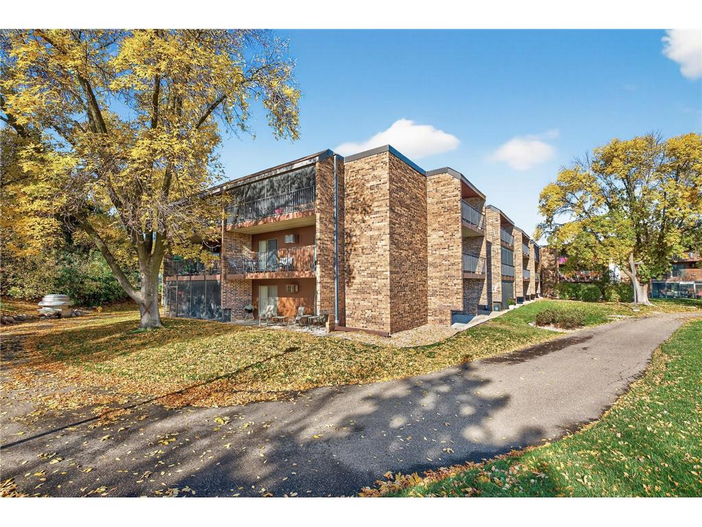 35 Nathan Lane N #223 Plymouth MN 55441 6788440 image26