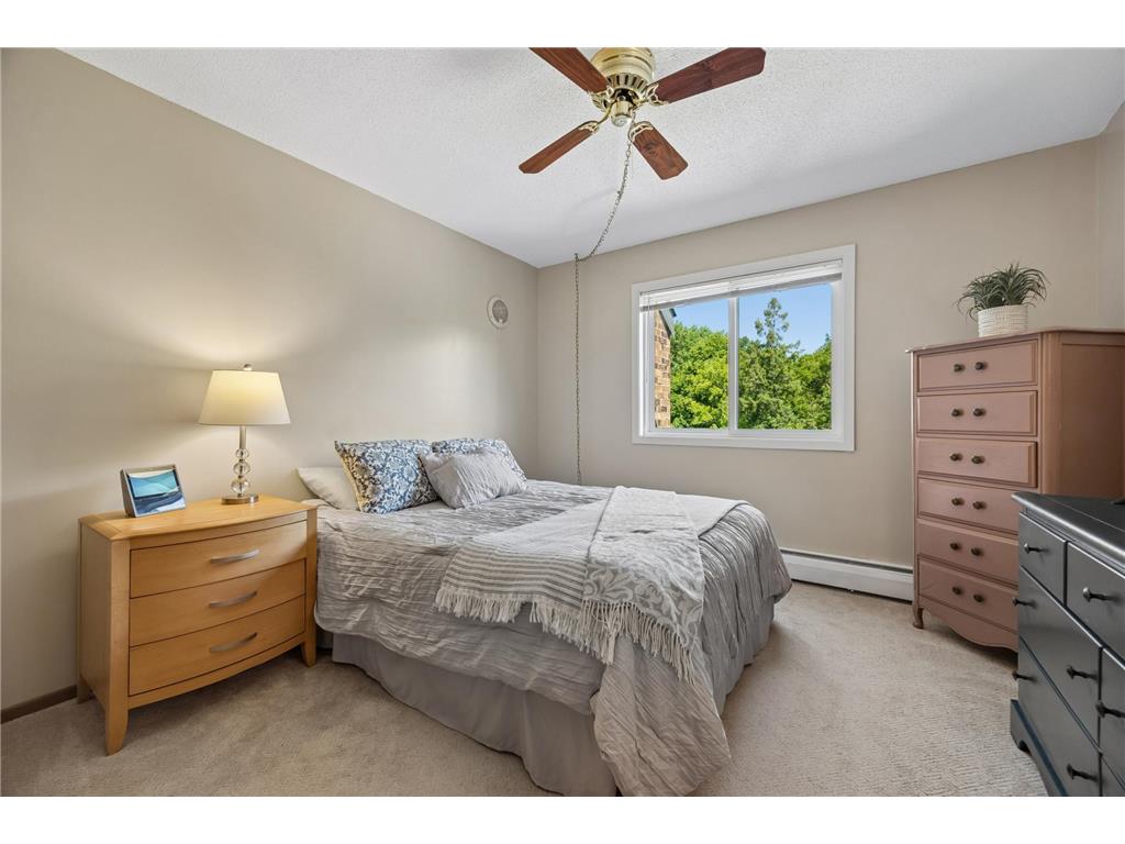 35 Nathan Lane N #303 Plymouth MN 55441 7074330 image23