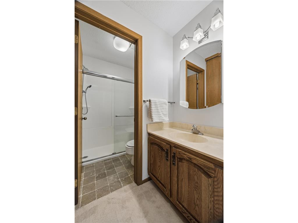 35 Nathan Lane N #303 Plymouth MN 55441 7074330 image27