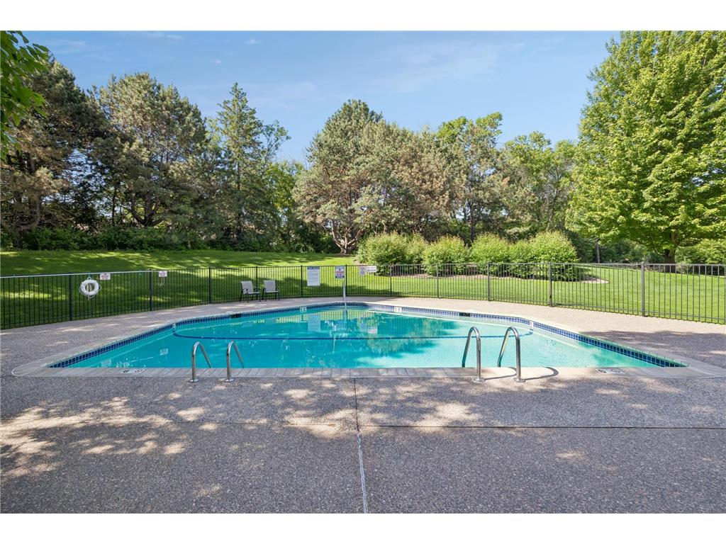 35 Nathan Lane N #303 Plymouth MN 55441 7074330 image44